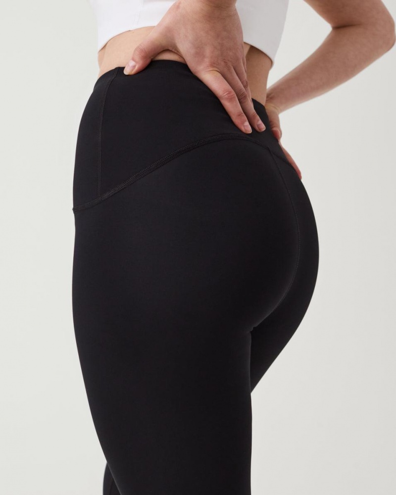 Spanx Booty Boost® Active Knee Women's Leggings Black | 03HKECBVP