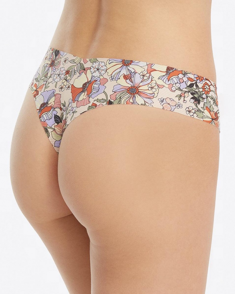 Spanx Under Statements® Women's Thong Flower | 46TUKYENZ