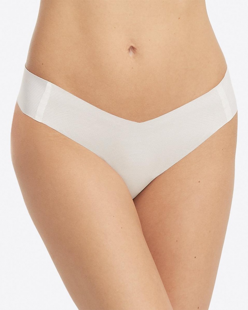 Spanx Under Statements® Women\'s Thong White | 18TNBVGZY